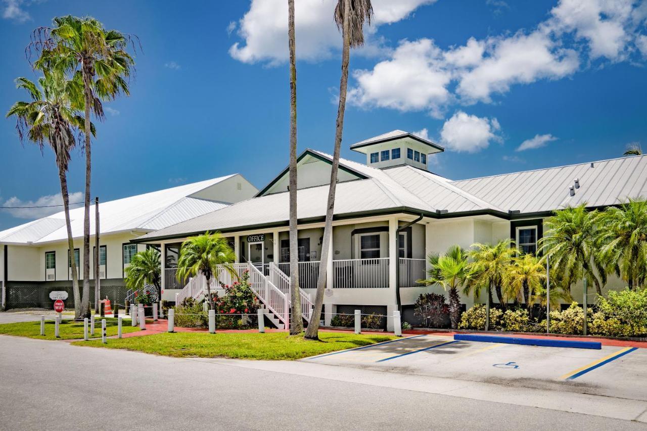 Ivey House Everglades Adventures Hotel מראה חיצוני תמונה